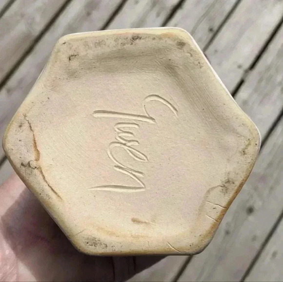 Pottery Vase - Picture 3 of 7